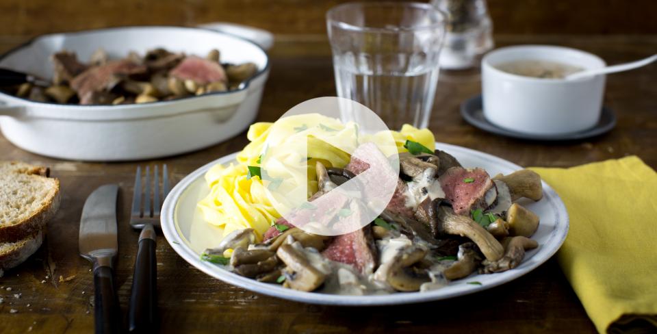 Recette Emincés de bœuf, champignons sauce forestière et tagliatelles