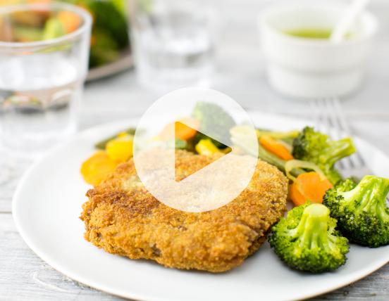 Recette Extra tendre pané, poêlée croquante et sauce basilic